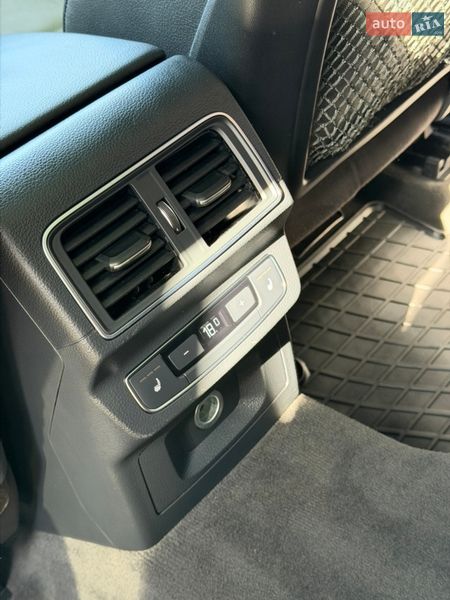 Внедорожник / Кроссовер Audi Q5 2018 в Луцке