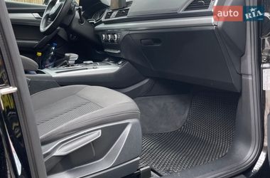 Внедорожник / Кроссовер Audi Q5 2020 в Киеве