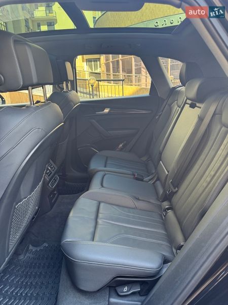 Внедорожник / Кроссовер Audi Q5 2023 в Киеве