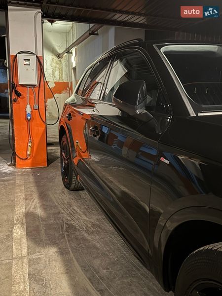 Внедорожник / Кроссовер Audi Q5 2023 в Киеве