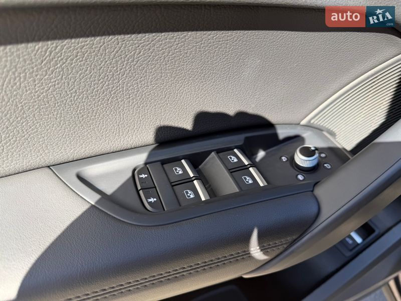 Внедорожник / Кроссовер Audi Q5 2020 в Днепре