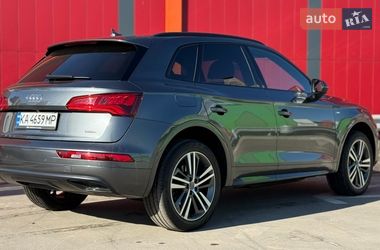 Внедорожник / Кроссовер Audi Q5 2019 в Киеве