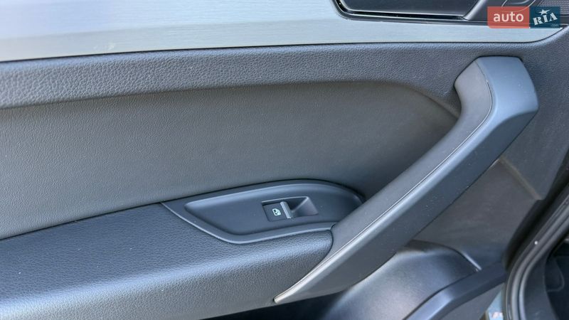 Внедорожник / Кроссовер Audi Q5 2019 в Киеве