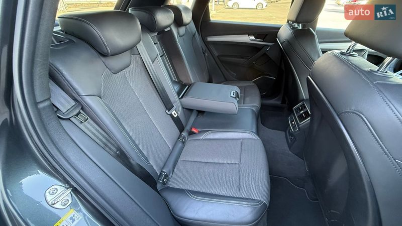 Внедорожник / Кроссовер Audi Q5 2019 в Киеве