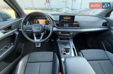 Внедорожник / Кроссовер Audi Q5 2019 в Киеве