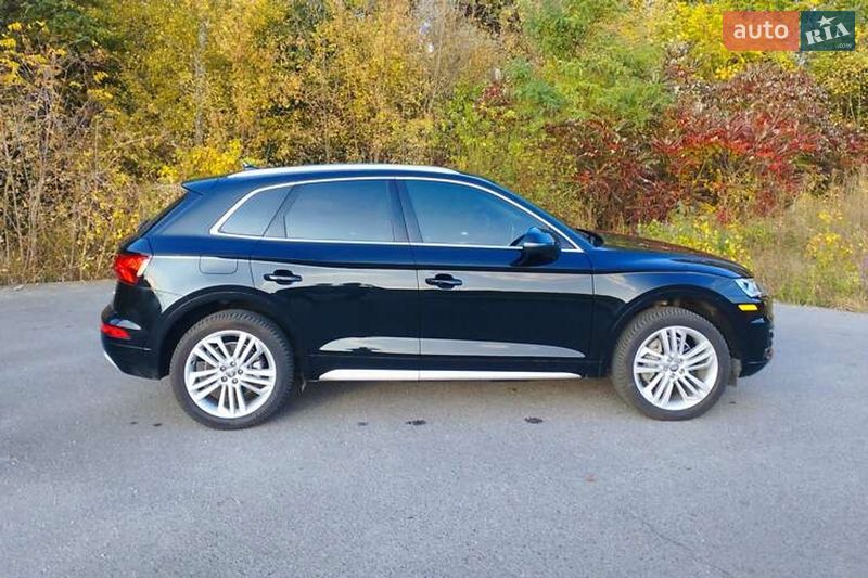 Внедорожник / Кроссовер Audi Q5 2018 в Львове