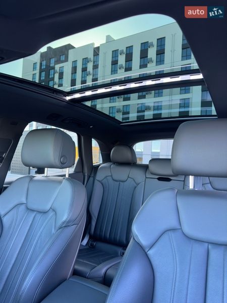 Позашляховик / Кросовер Audi Q5 2020 в Рівному