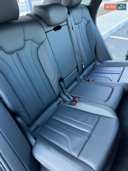 Позашляховик / Кросовер Audi Q5 2020 в Рівному
