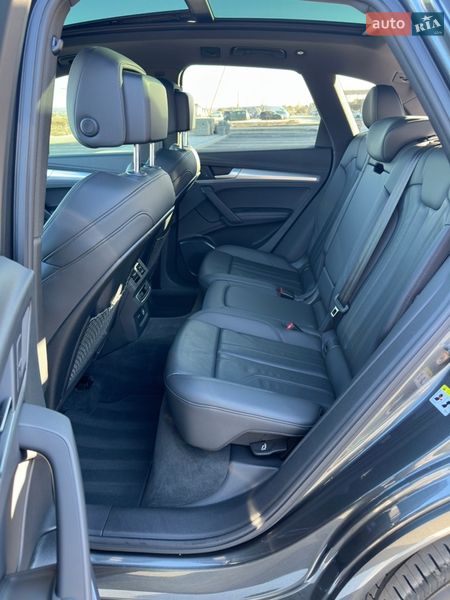 Позашляховик / Кросовер Audi Q5 2020 в Рівному