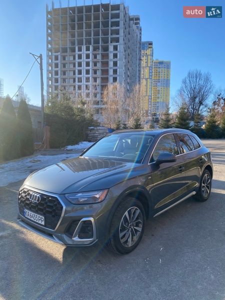 Внедорожник / Кроссовер Audi Q5 2022 в Киеве