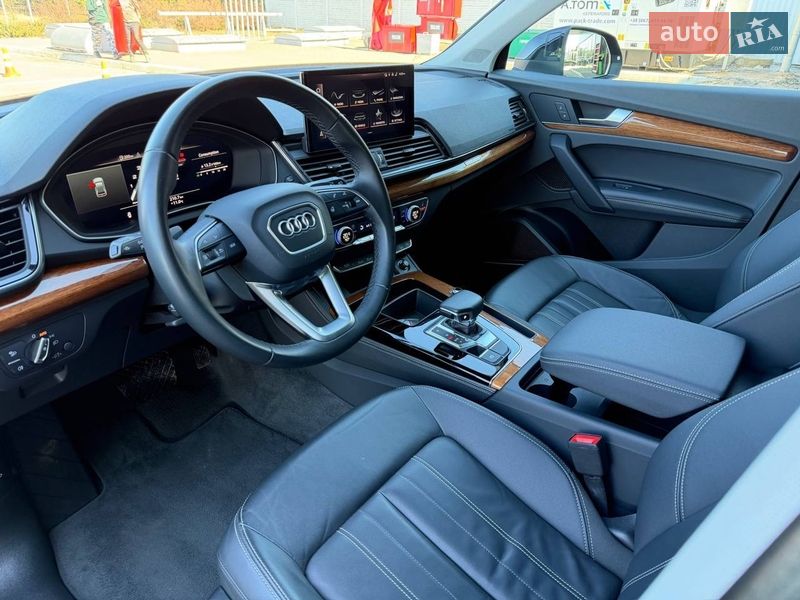 Позашляховик / Кросовер Audi Q5 2023 в Києві