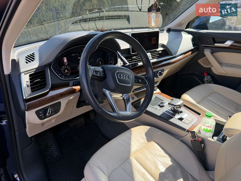 Позашляховик / Кросовер Audi Q5 2017 в Болехові