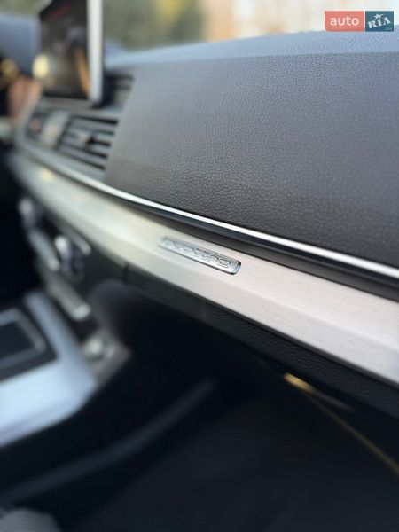 Внедорожник / Кроссовер Audi Q5 2020 в Луцке