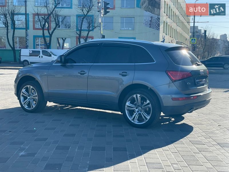 Внедорожник / Кроссовер Audi Q5 2013 в Днепре