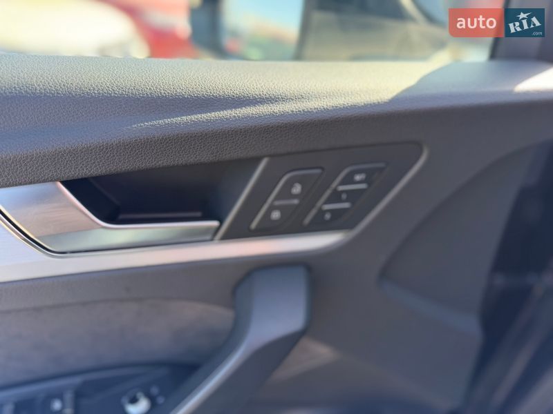 Позашляховик / Кросовер Audi Q5 2019 в Івано-Франківську