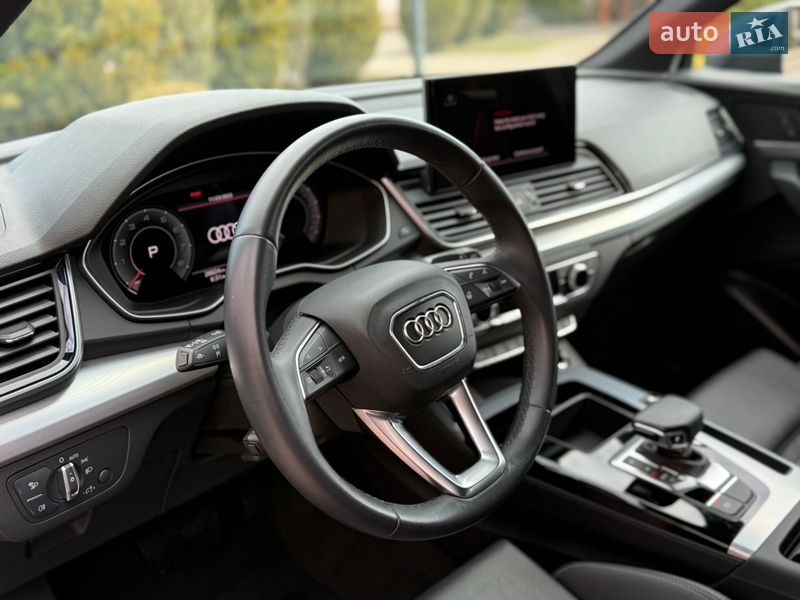 Внедорожник / Кроссовер Audi Q5 2024 в Стрые
