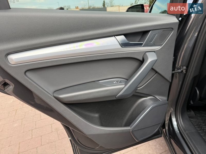 Внедорожник / Кроссовер Audi Q5 2024 в Стрые