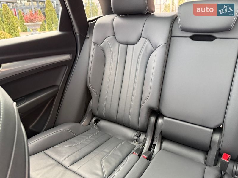 Внедорожник / Кроссовер Audi Q5 2024 в Стрые