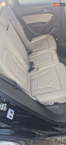 Позашляховик / Кросовер Audi Q5 2015 в Луцьку