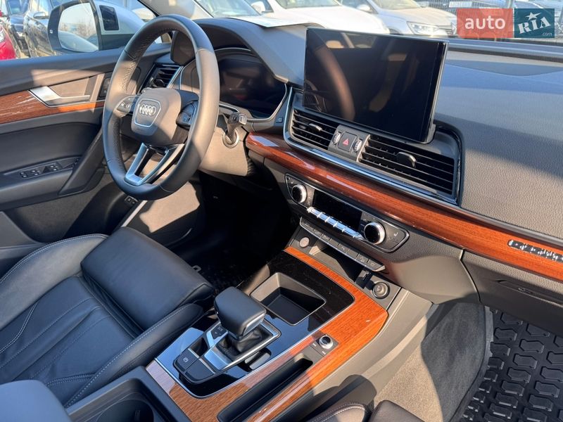 Внедорожник / Кроссовер Audi Q5 2024 в Ивано-Франковске