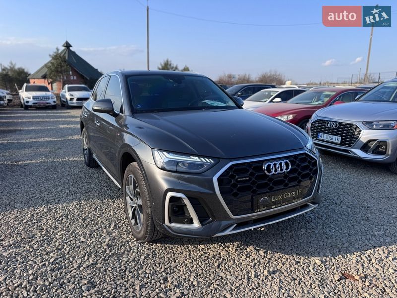 Позашляховик / Кросовер Audi Q5 2023 в Івано-Франківську