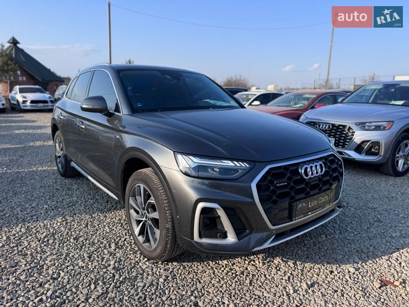 Позашляховик / Кросовер Audi Q5 2023 в Івано-Франківську