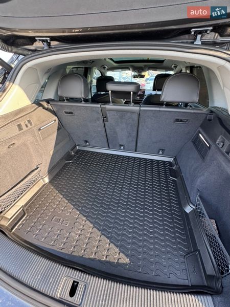 Позашляховик / Кросовер Audi Q5 2023 в Івано-Франківську