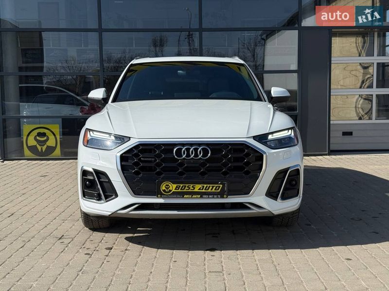 Позашляховик / Кросовер Audi Q5 2020 в Івано-Франківську
