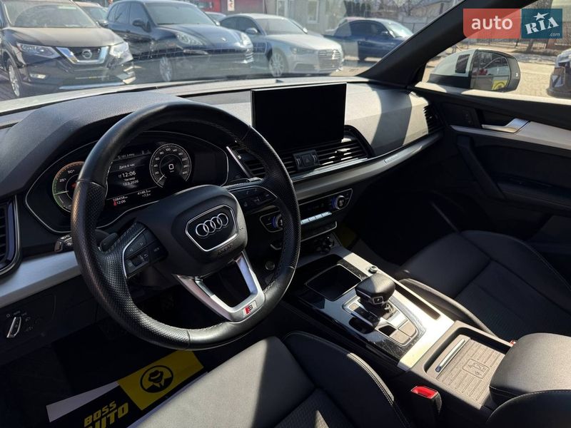 Позашляховик / Кросовер Audi Q5 2020 в Івано-Франківську