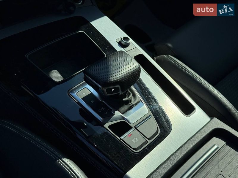 Позашляховик / Кросовер Audi Q5 2020 в Івано-Франківську
