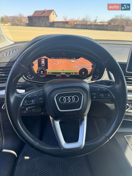 Внедорожник / Кроссовер Audi Q5 2018 в Одессе