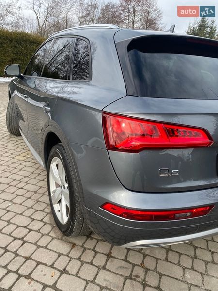 Внедорожник / Кроссовер Audi Q5 2017 в Пустомытах