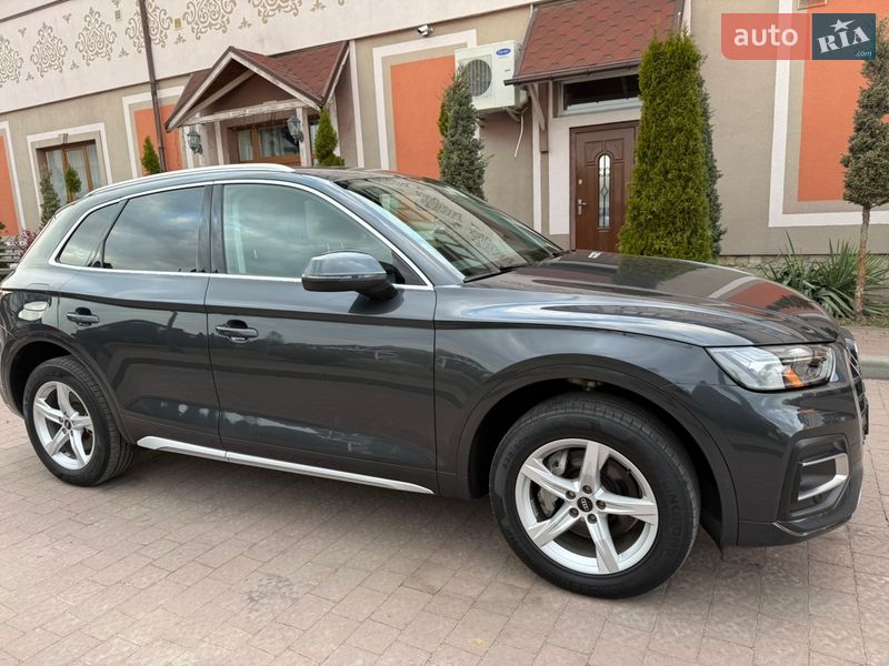 Внедорожник / Кроссовер Audi Q5 2020 в Стрые