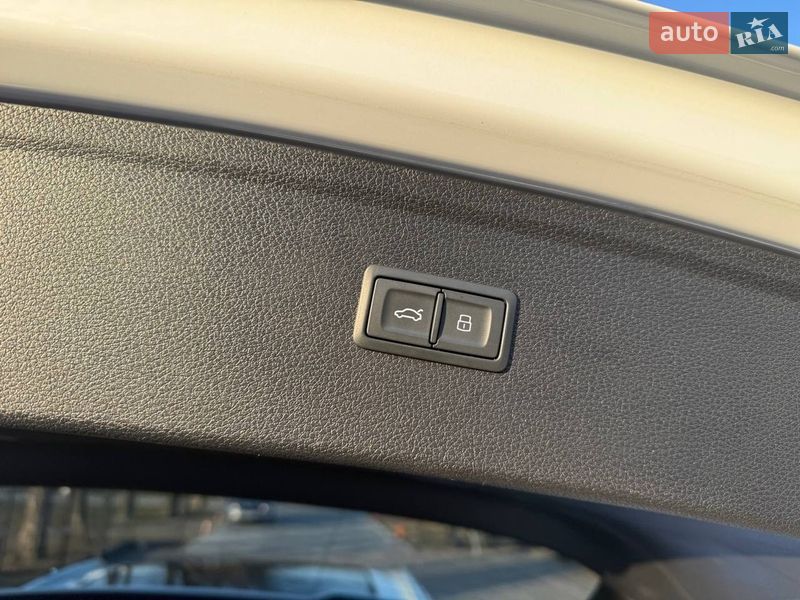 Внедорожник / Кроссовер Audi Q5 2022 в Стрые