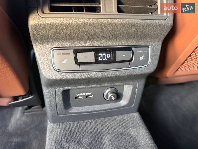 Внедорожник / Кроссовер Audi Q5 2022 в Стрые