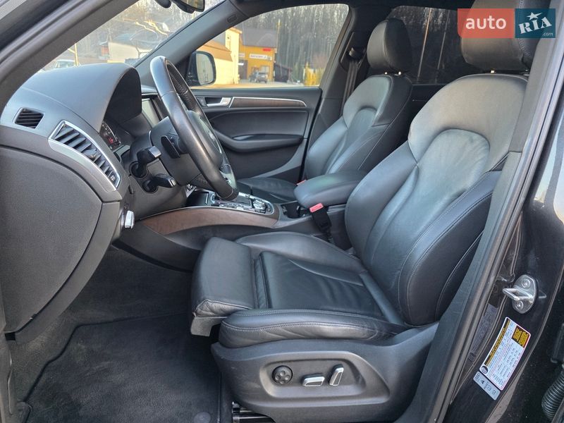 Внедорожник / Кроссовер Audi Q5 2015 в Гусятине