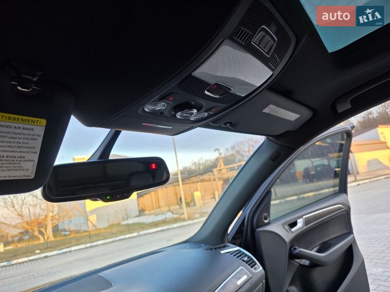 Внедорожник / Кроссовер Audi Q5 2015 в Гусятине