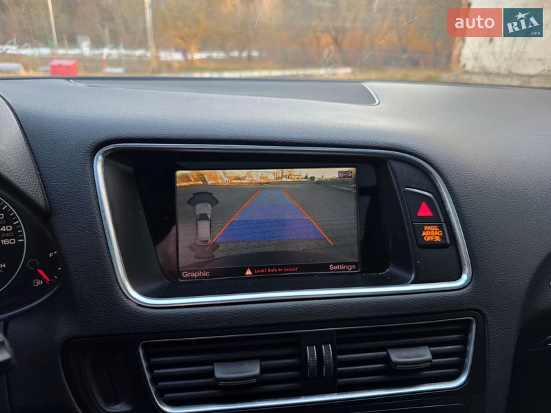 Внедорожник / Кроссовер Audi Q5 2015 в Гусятине