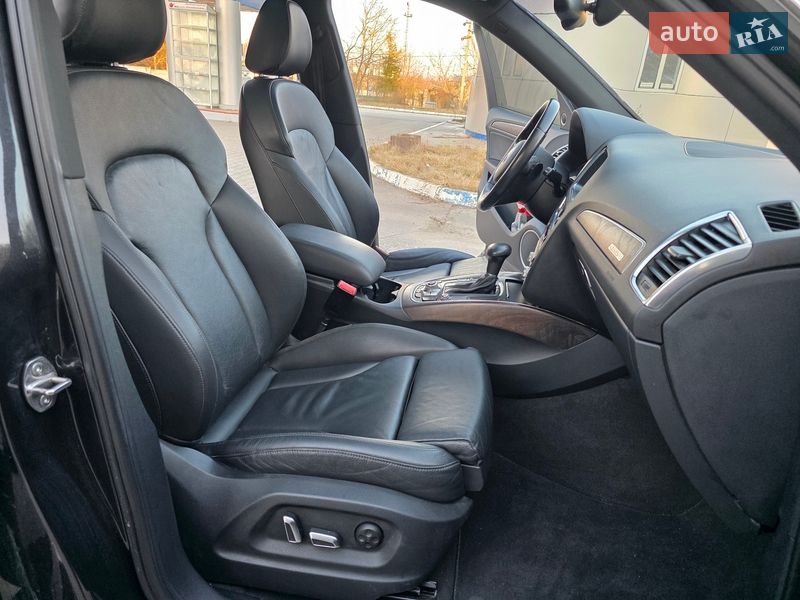 Внедорожник / Кроссовер Audi Q5 2015 в Гусятине