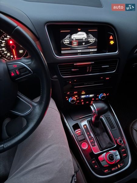 Позашляховик / Кросовер Audi Q5 2012 в Сокалі