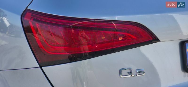 Позашляховик / Кросовер Audi Q5 2016 в Києві