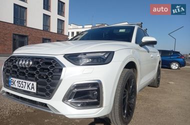 Внедорожник / Кроссовер Audi Q5 2021 в Ровно