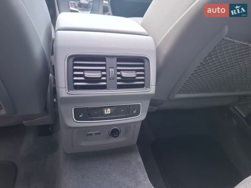 Внедорожник / Кроссовер Audi Q5 2019 в Ужгороде