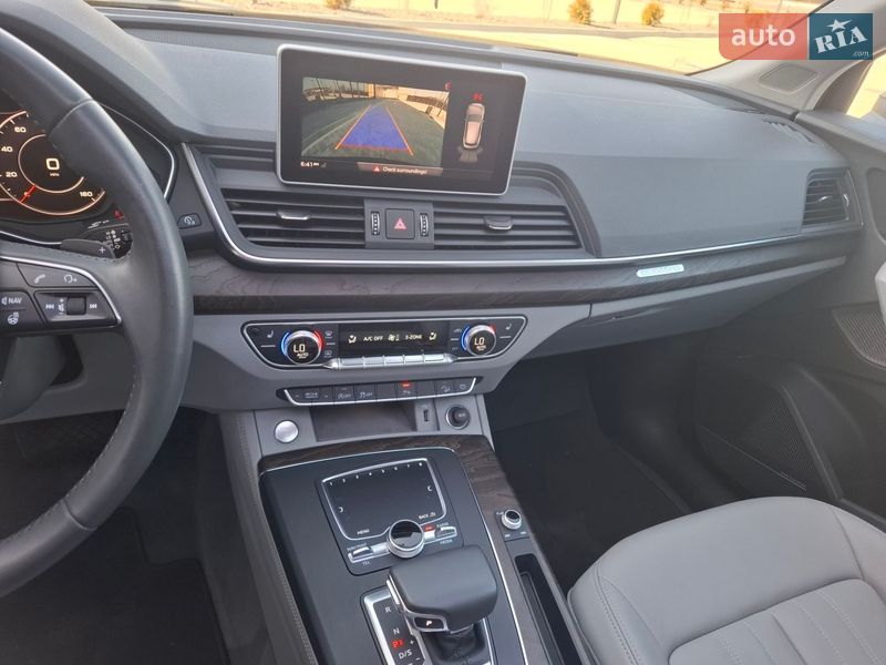 Внедорожник / Кроссовер Audi Q5 2019 в Ужгороде