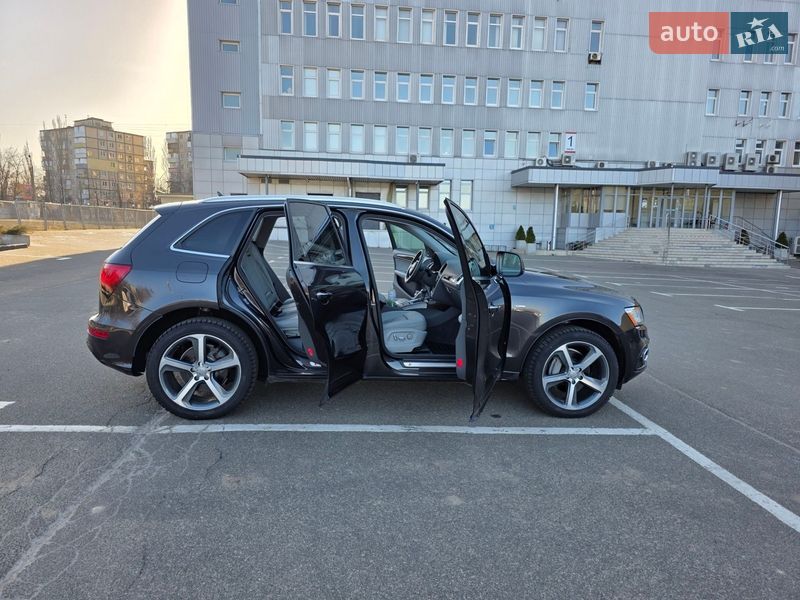 Внедорожник / Кроссовер Audi Q5 2015 в Киеве