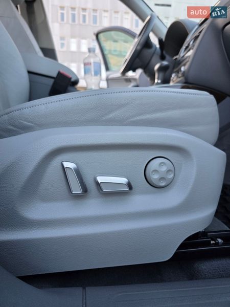 Внедорожник / Кроссовер Audi Q5 2015 в Киеве