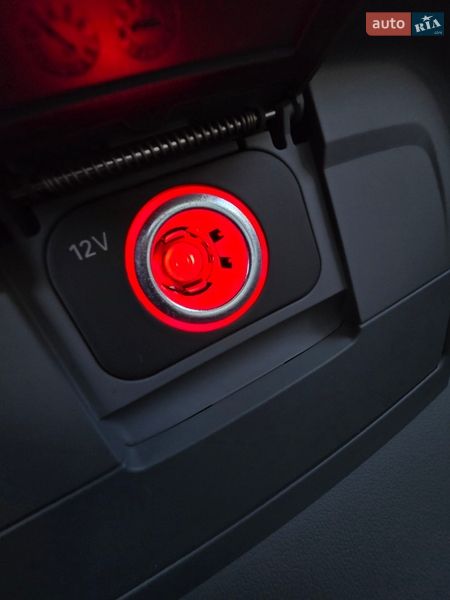 Внедорожник / Кроссовер Audi Q5 2015 в Киеве