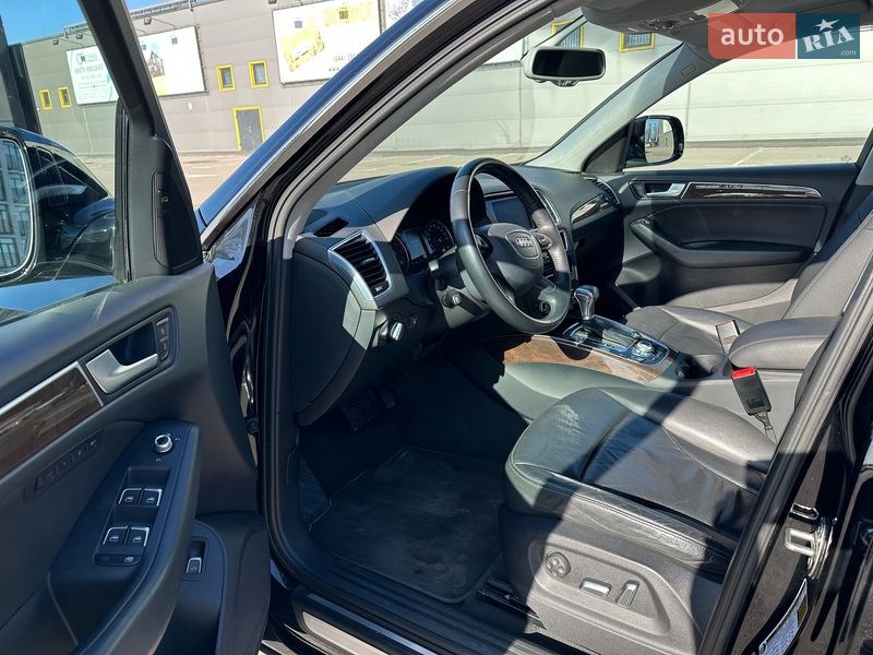 Внедорожник / Кроссовер Audi Q5 2015 в Киеве