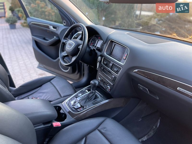 Внедорожник / Кроссовер Audi Q5 2013 в Луцке
