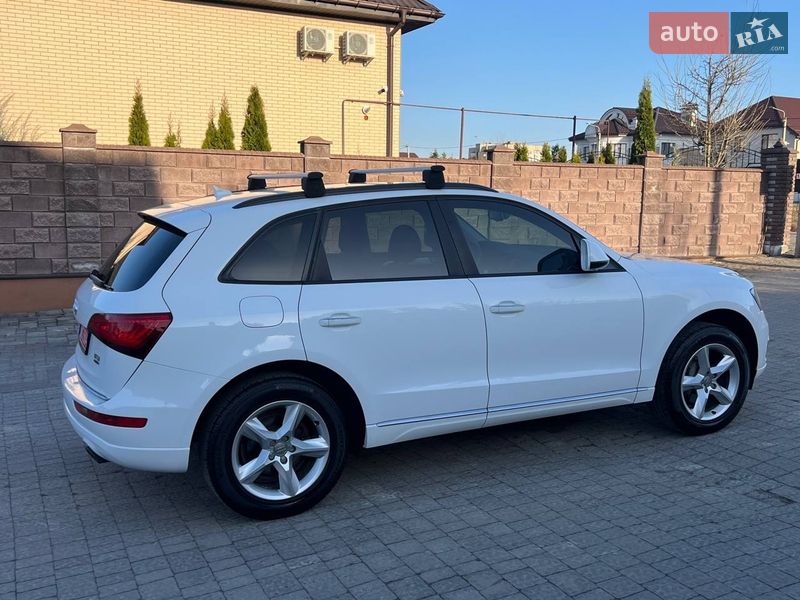 Внедорожник / Кроссовер Audi Q5 2015 в Ровно